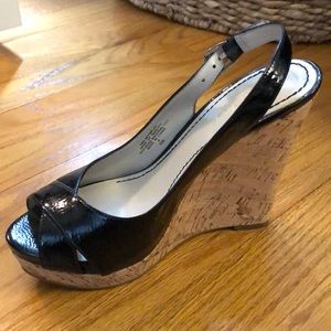 Black and cork synthetic wedges.